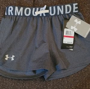 Under Armour girls xs shorts NWT